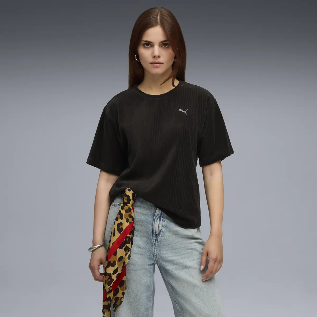 Puma ESS ELEVATED Velour Tee Siyah Kadın T-Shirt & Polo