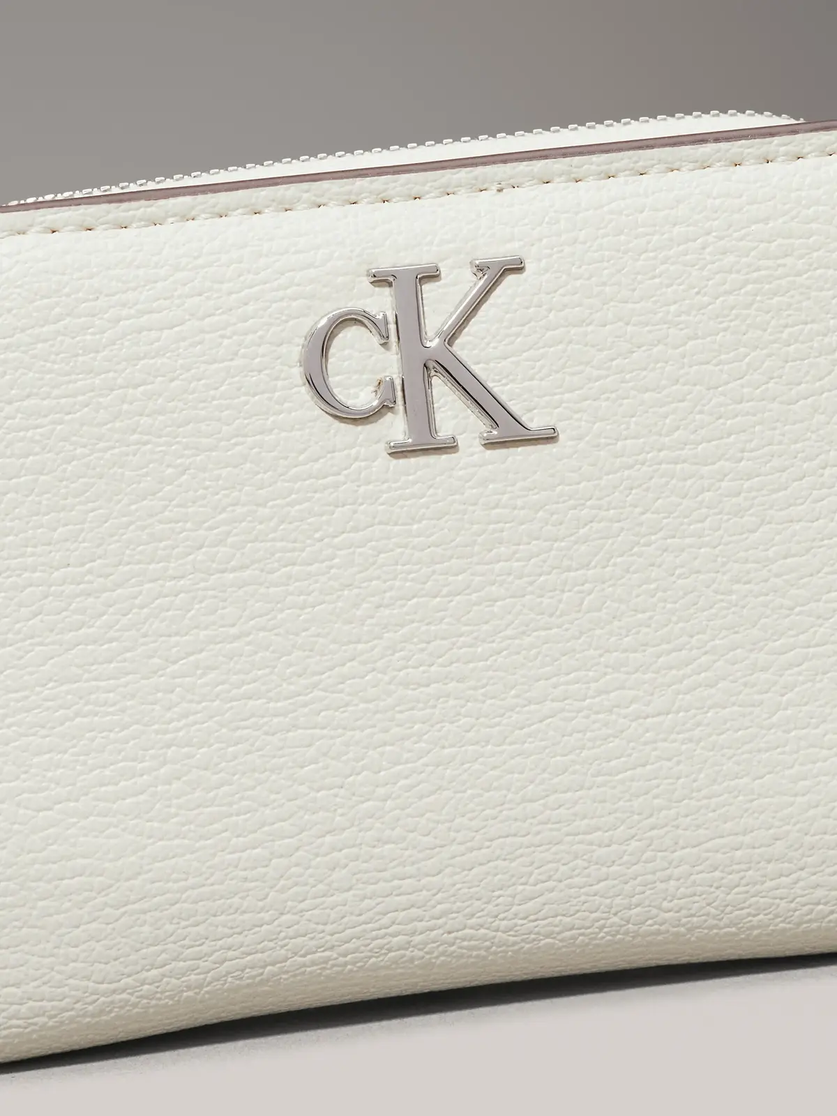 Calvin Klein Bej Kadın Çanta & Cüzdan