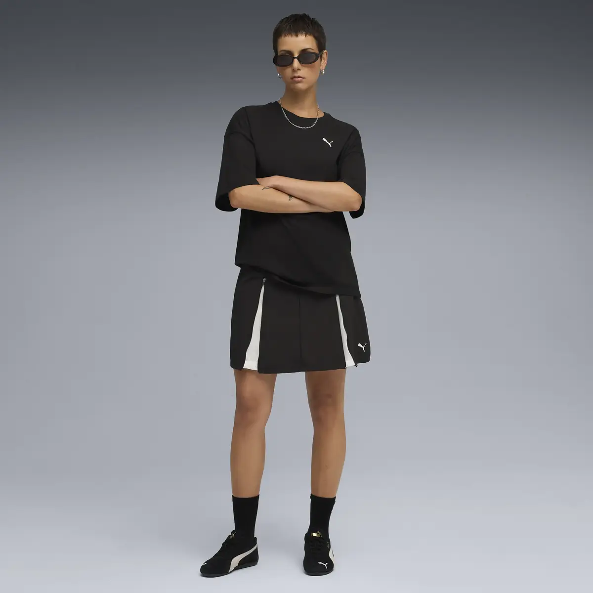 Puma WARDROBE ESS Oversized Tee Siyah Kadın T-Shirt & Polo
