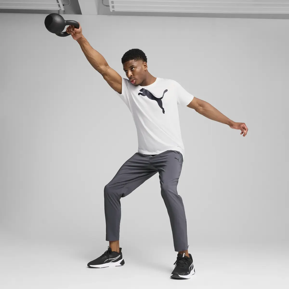 PUMA TAD ESS Woven Tapered Pant Gri Erkek Şort