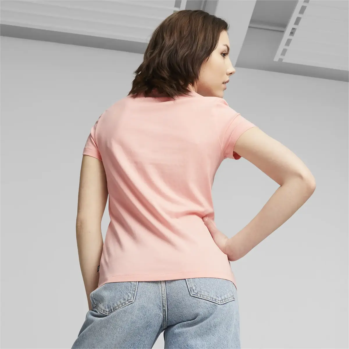 Puma ESS+ Metallic Logo Tee Pembe Kadın T-Shirt