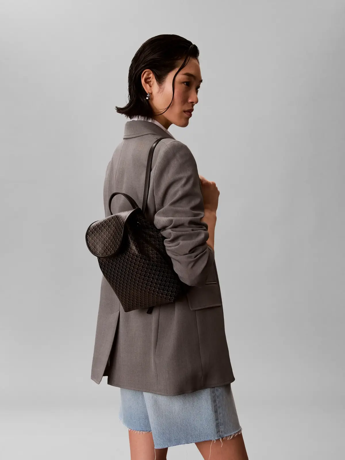 Calvin Klein EMBLEM AOP MINI BACK Siyah Kadın Sırt Çantası