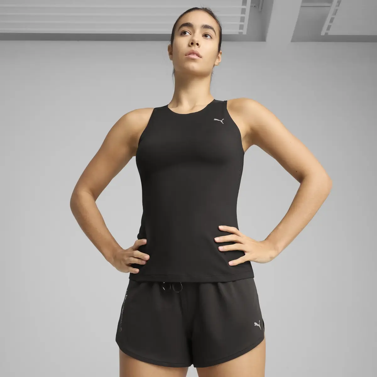 Puma W RUN CLOUDSPUN TANK Siyah Kadın T-Shirt & Polo