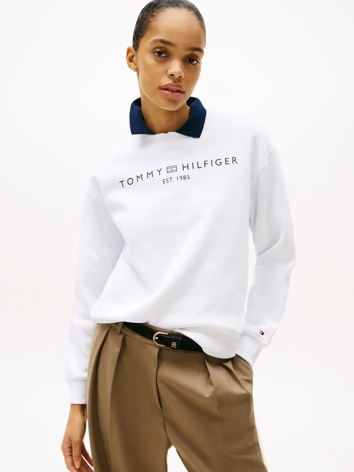 Tommy Hilfiger MDRN REG CORP LOGO C Kadın Beyaz Sweatshirt
