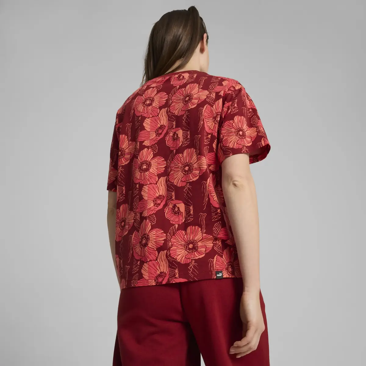 Puma ESS+ CLASS ACT AOP Tee Bordo Kadın T-Shirt