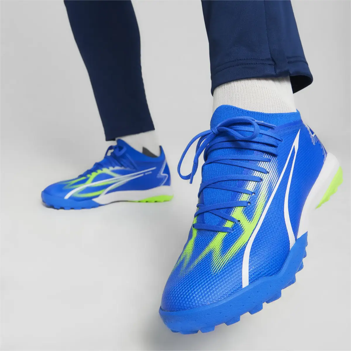 Puma ULTRA MATCH TT Mavi Erkek Halı Saha Ayakkabısı