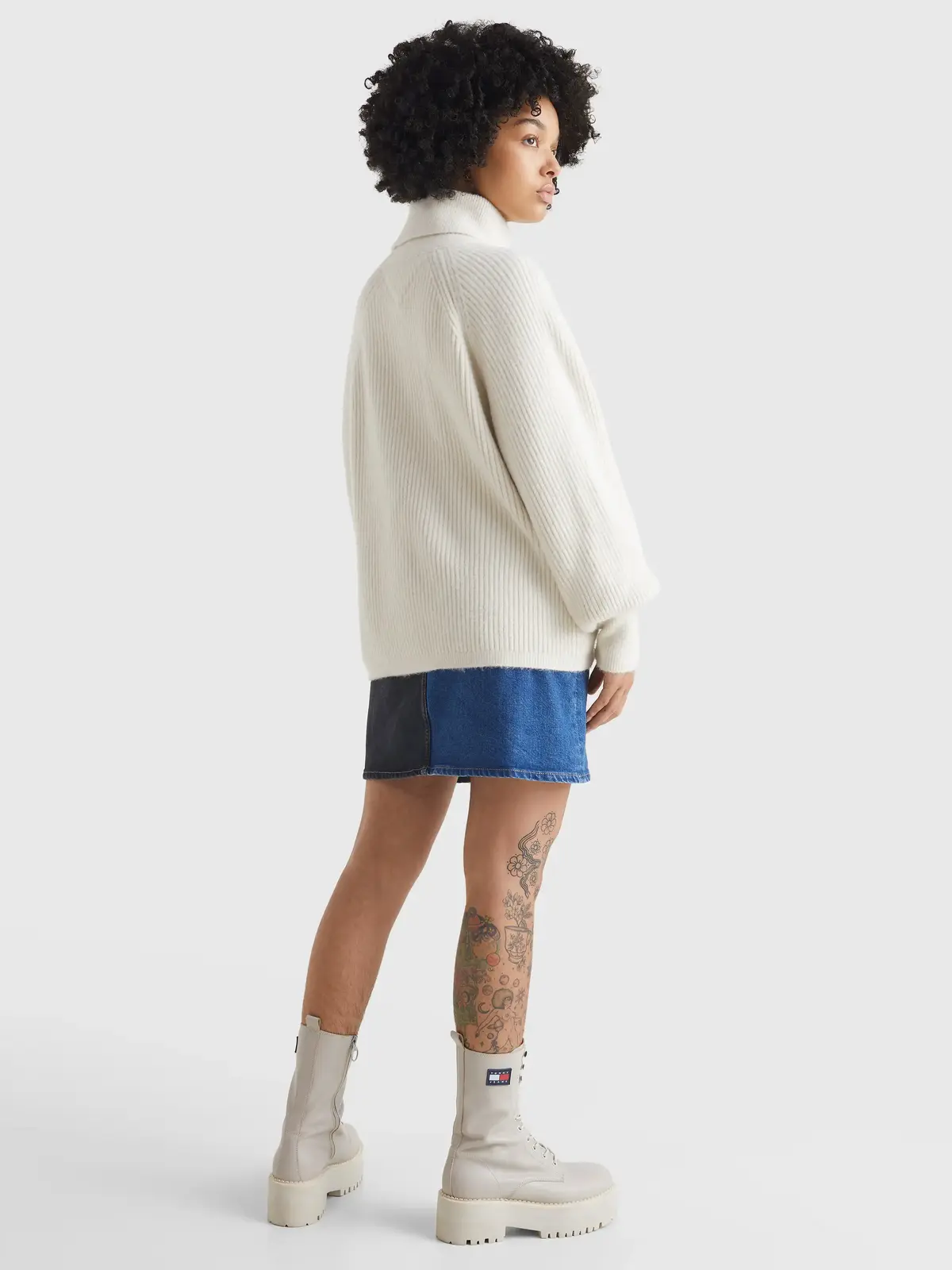 Tommy Hilfiger TJW RLXD LOFTY TURTL Kadın Krem Kazak