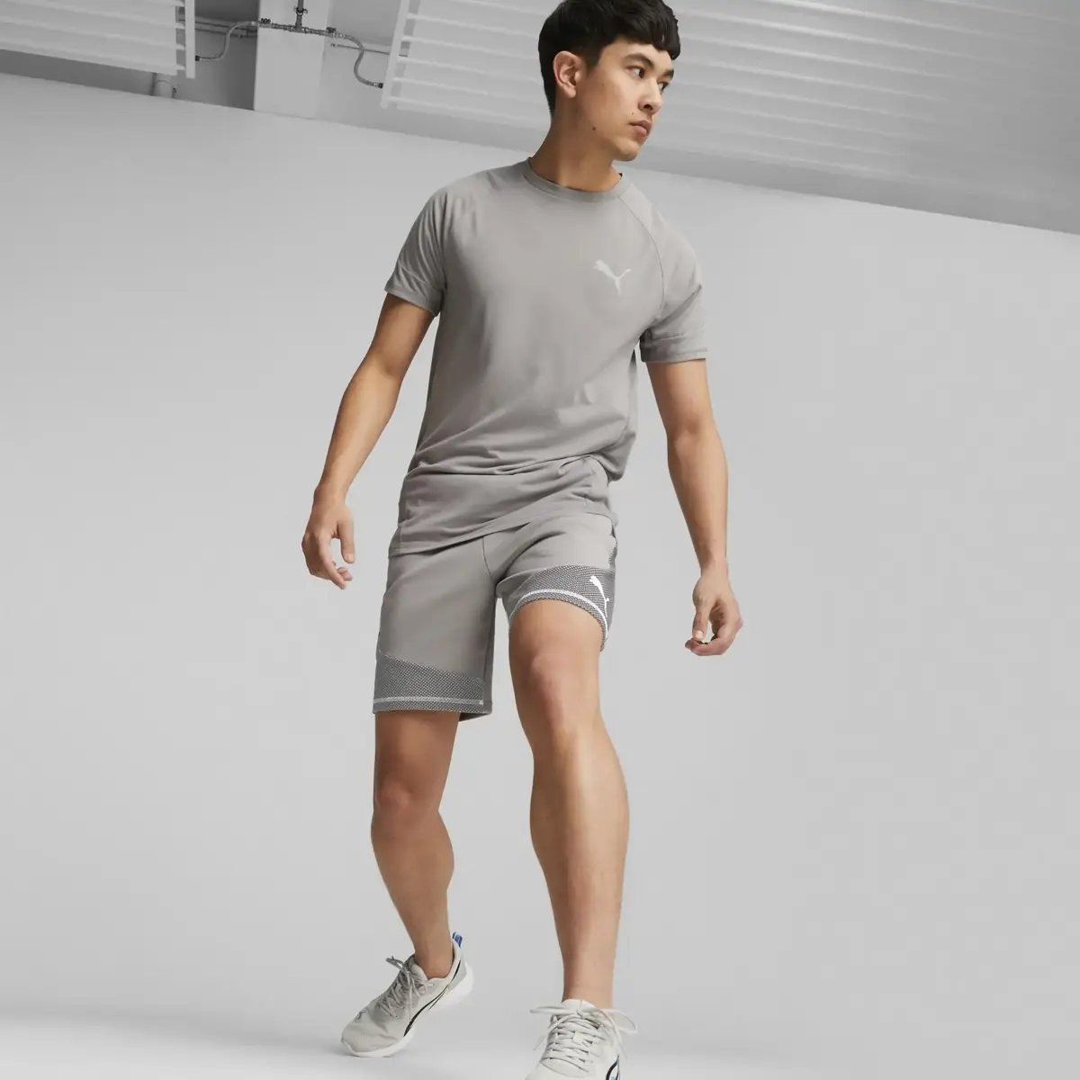 Puma EVOSTRIPE Shorts Gri Erkek Şort
