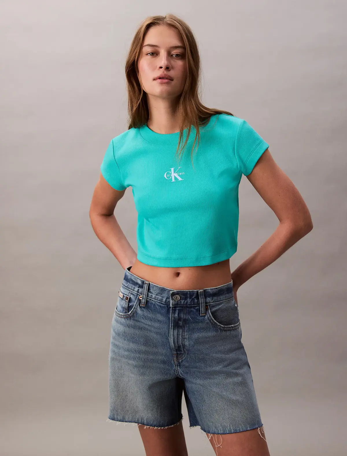 Calvin Klein A- MONOGRAM BABY TEE, XDZ Yeşil Kadın T-Shirt
