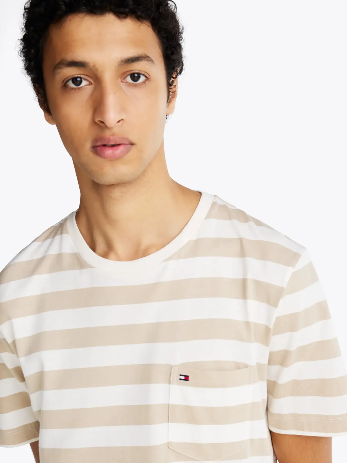 Tommy Hilfiger ESSENTIAL SOLID POCK, 0FA Krem Erkek T-Shirt & Polo