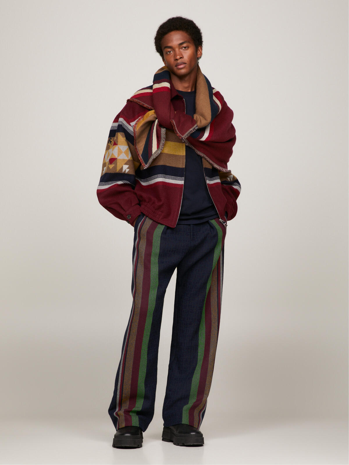 Tommy Hilfiger TH X P LARGE SQUARE Kadın Kırmızı Eşarp