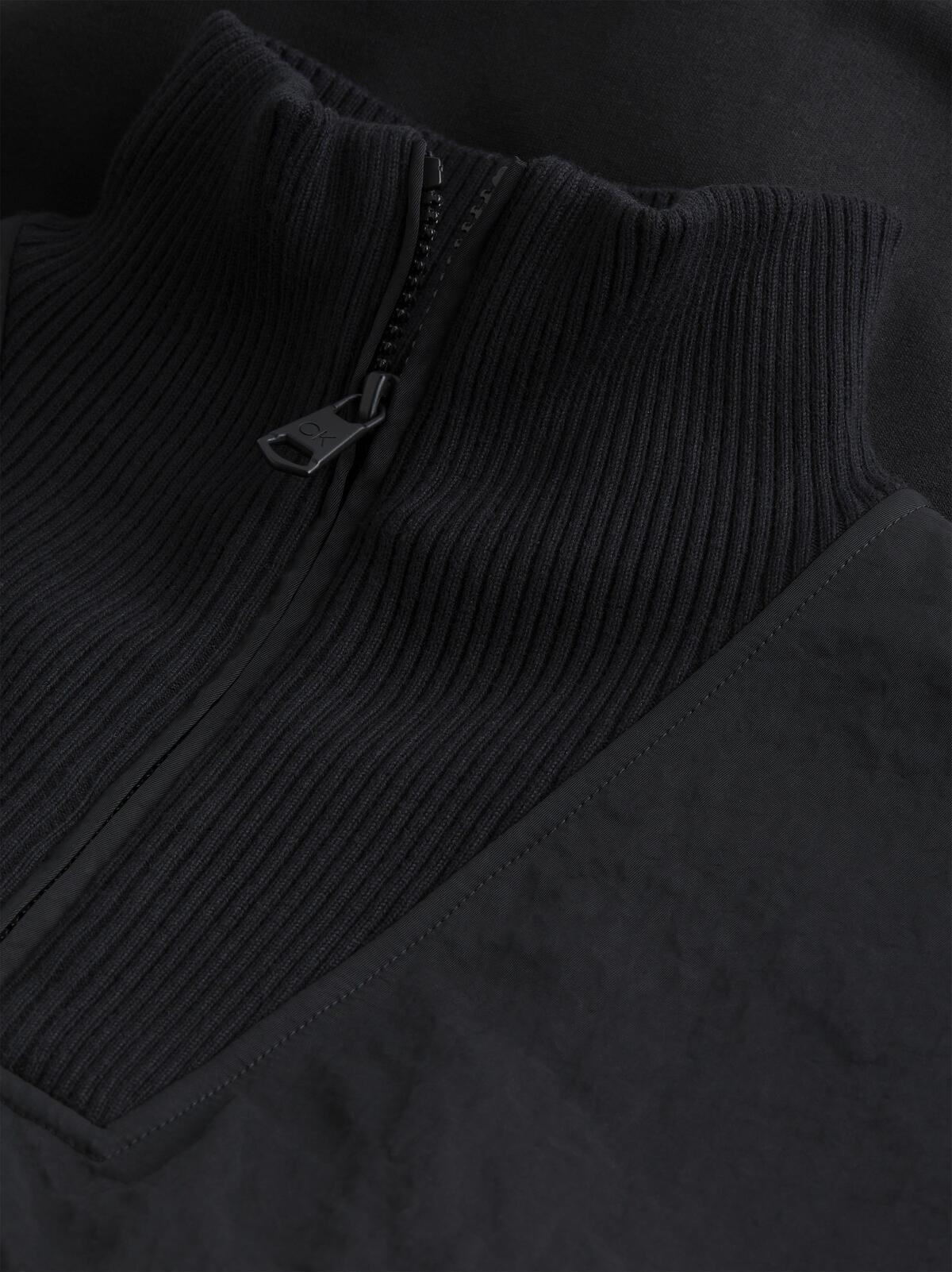 Calvin Klein MIX MEDIA NYLON INTE Erkek Siyah Sweatshirt
