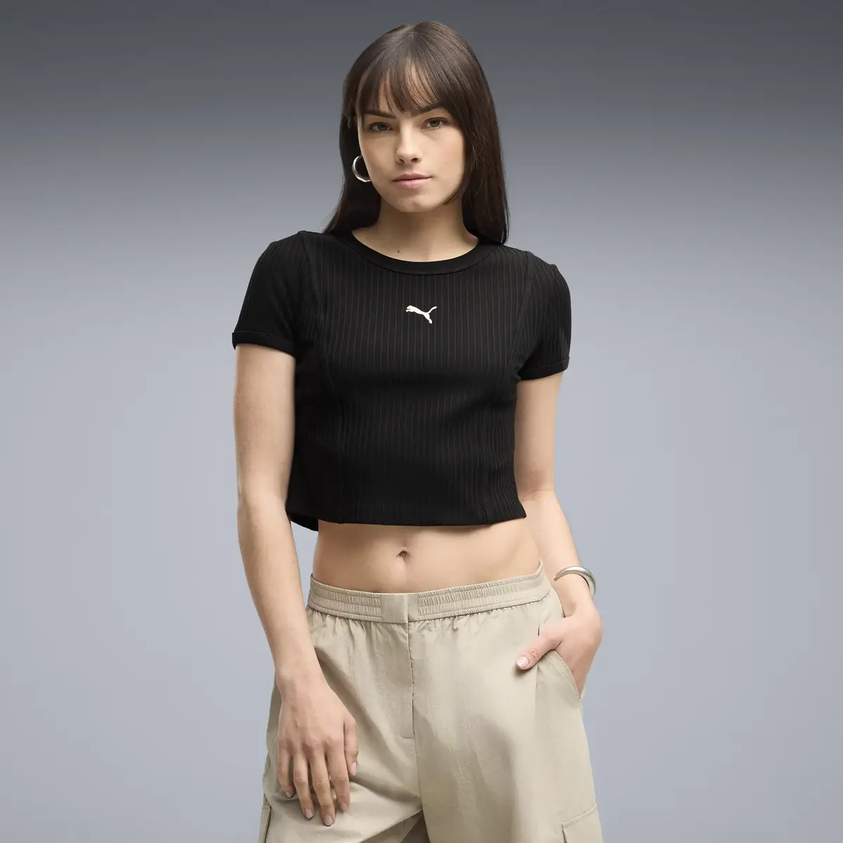 PUMA ESS Ribbed Baby Tee Kadın Siyah T-Shirt