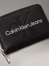 Calvin Klein SCULPTED MED ZIP ARO Kadın Siyah Cüzdan