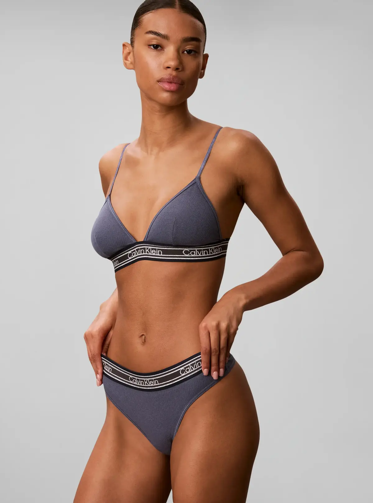 Calvin Klein THONG Gri Tanga