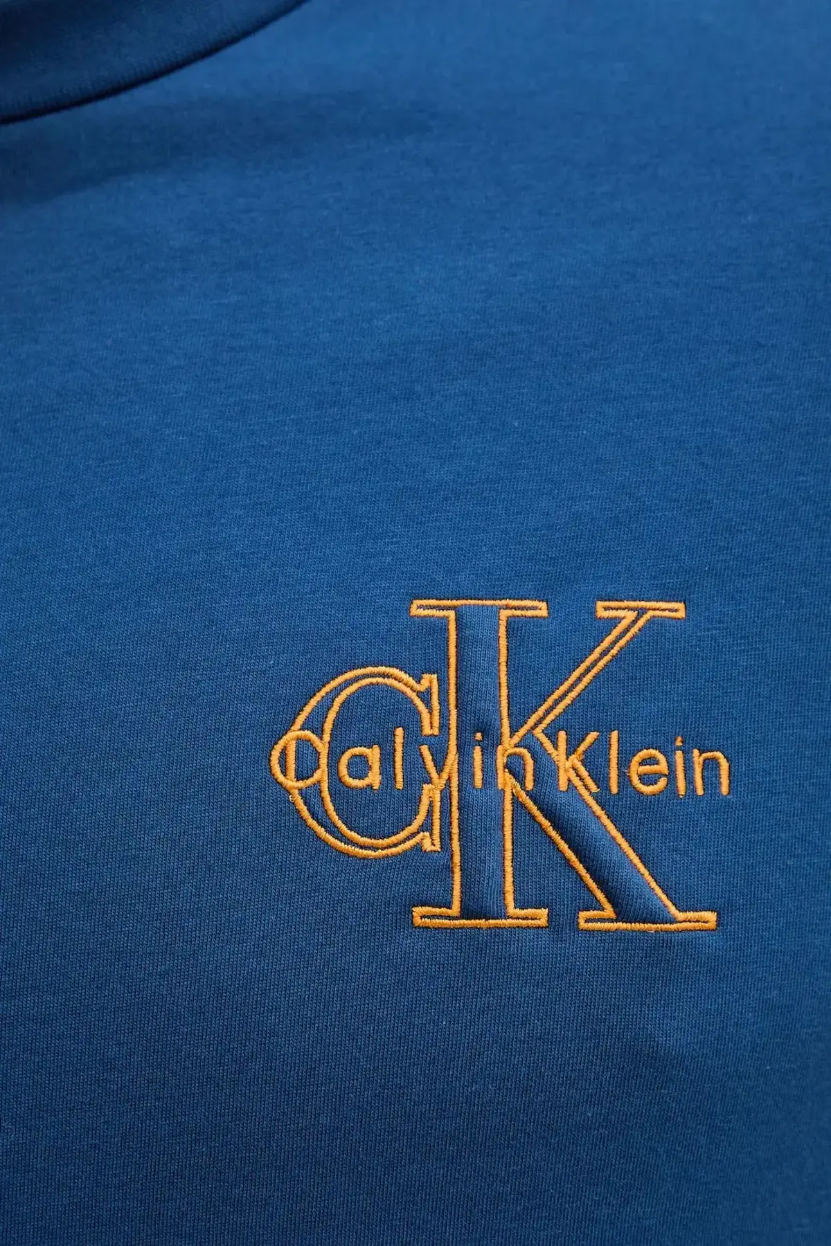 Calvin Klein SS 30S MICRO MONOLOGO GRAPHIC TE Mavi Erkek Tişört