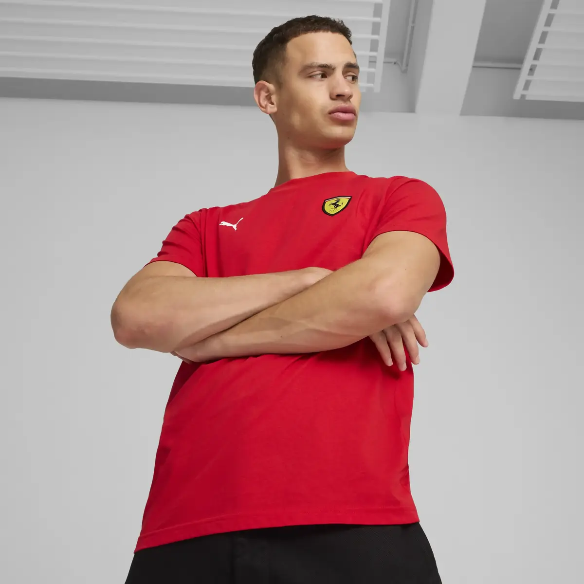 Puma Ferrari Race Clr Shield Tee Kırmızı Erkek T-Shirt