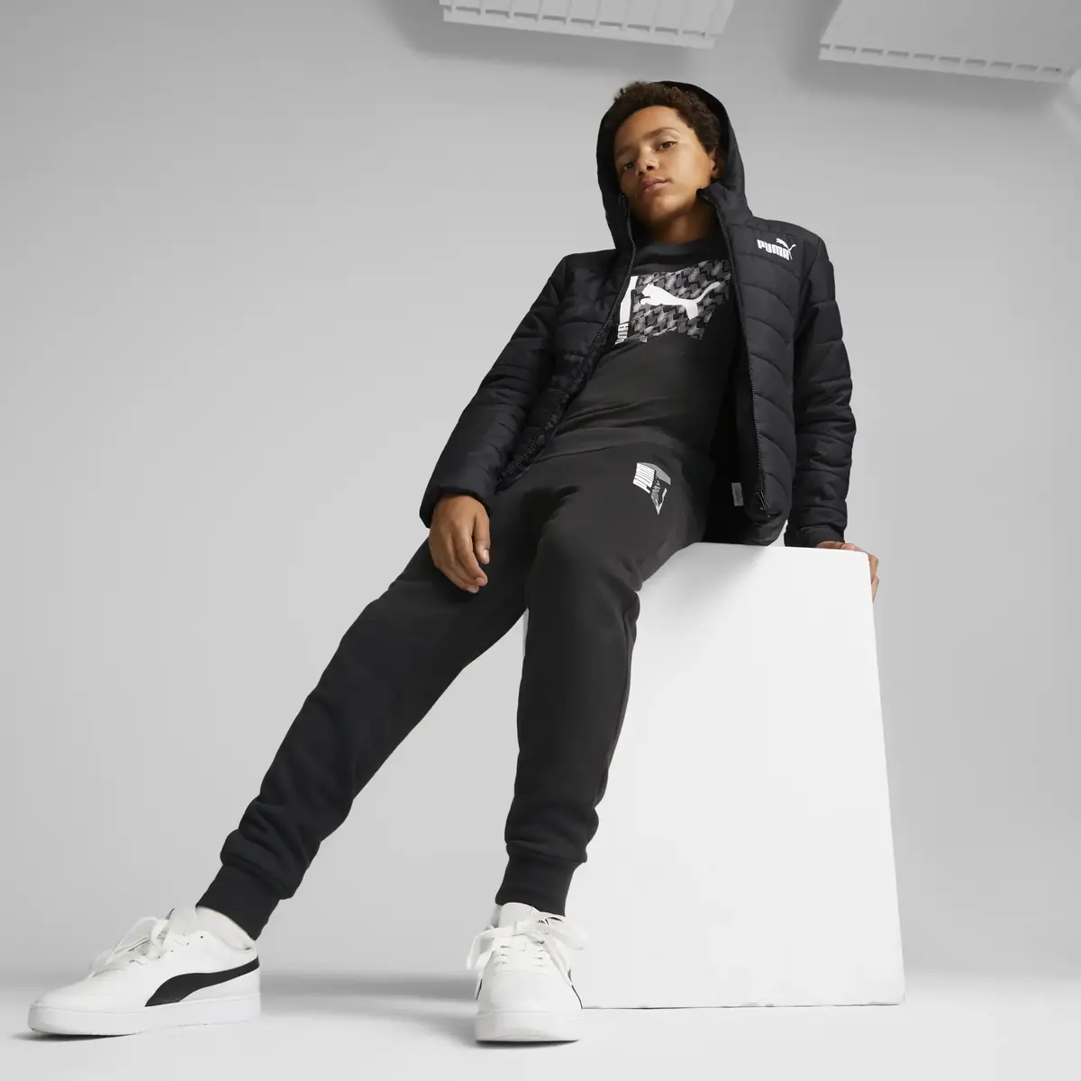 Puma ESS Padded Jacket Siyah Erkek Mont