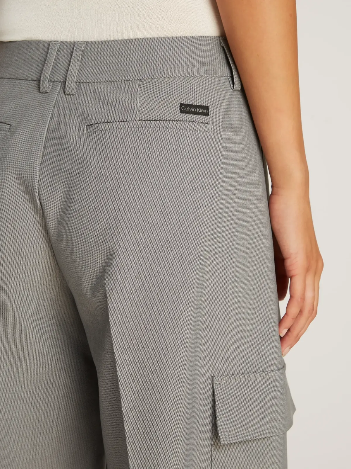 RELAXED LEG TAILORED, BEH