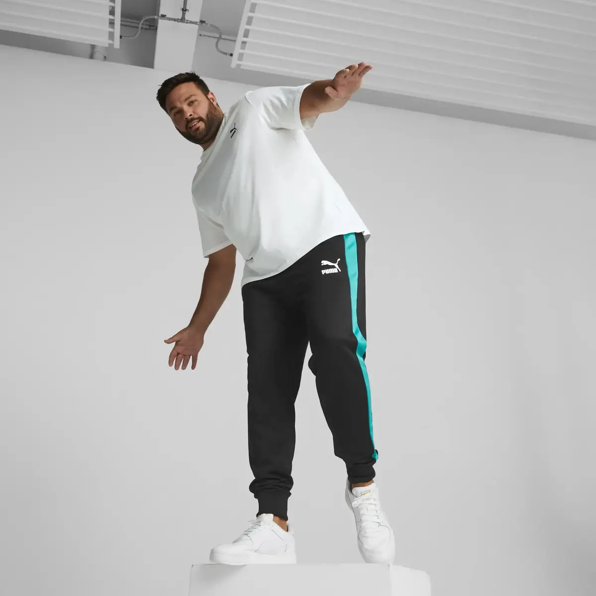 Puma Classics Small Logo Tee Beyaz Erkek T-Shirt