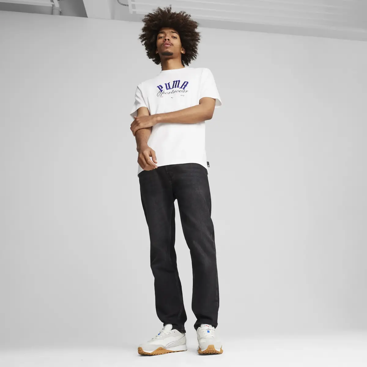 Puma GRAPHICS Sportswear Tee Beyaz Erkek T-Shirt