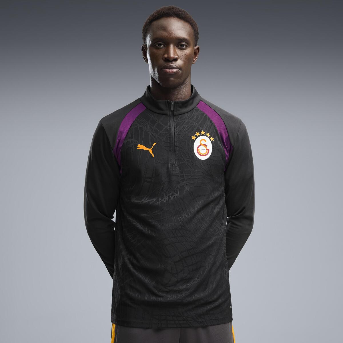 Puma GSK Training 1/4 Zip Top GALATASARAY Erkek Fermuarlı Dar Kesim Antrenman Üstü