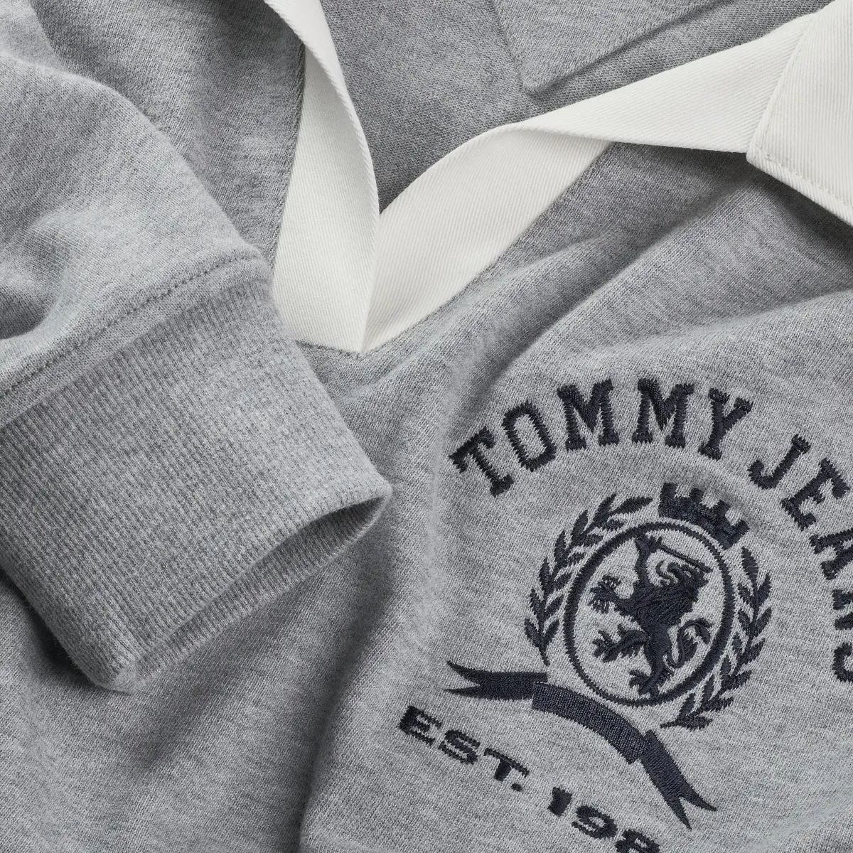 Tommy Hilfiger TJW RLX VARSITY CRES Kadın Gri Sweatshirt