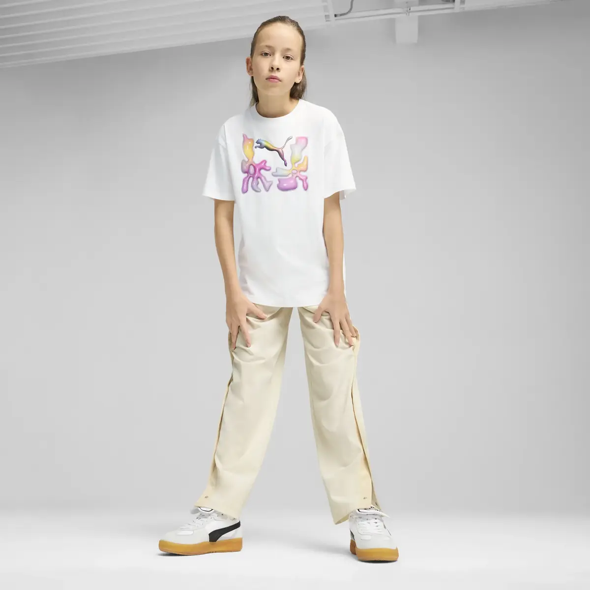 Puma Graphics Relaxed Tee I Beyaz Kız Çocuk T-Shirt