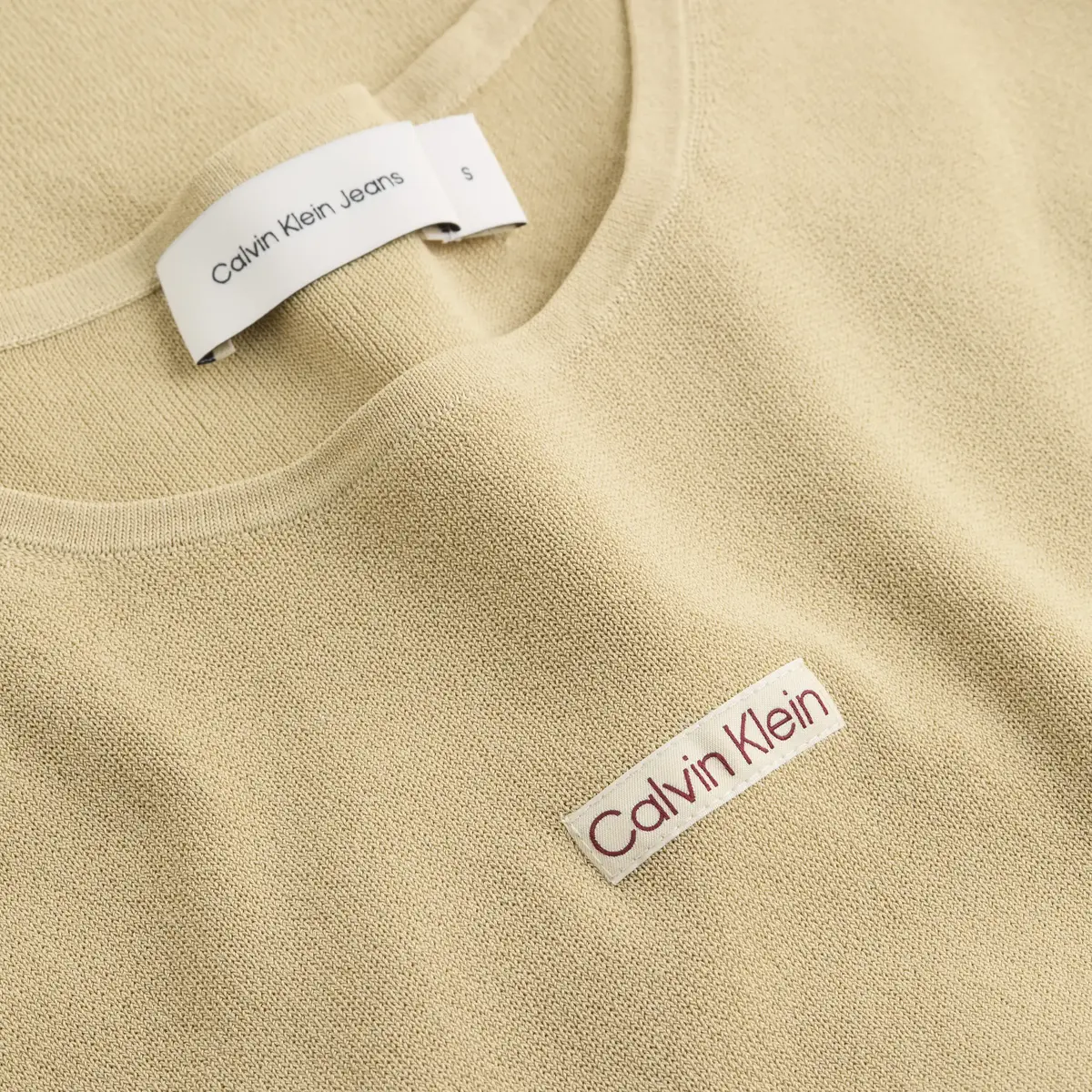 Calvin Klein PLACED INST SWEATER, PFN Krem Kadın T-Shirt & Polo