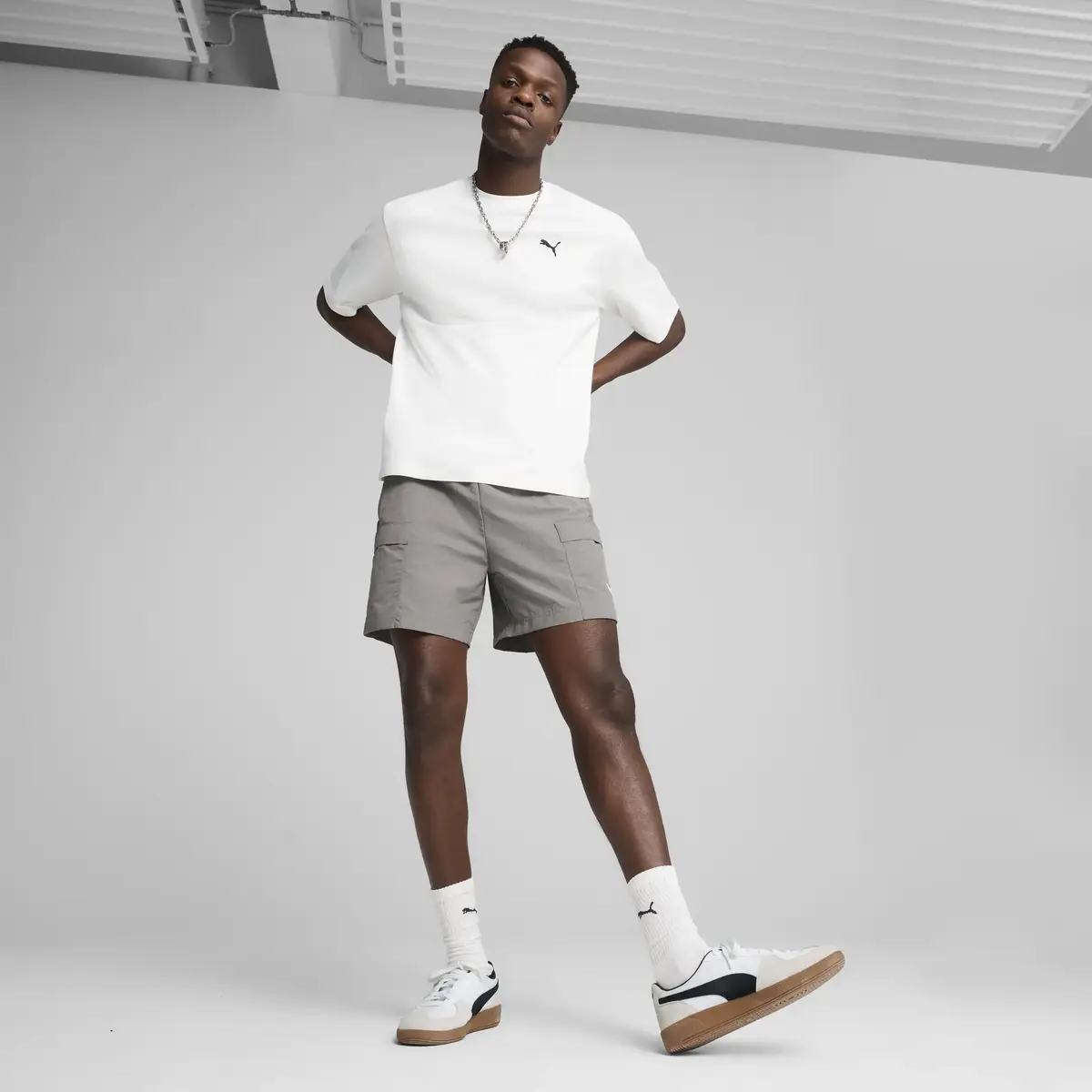 PUMA WARDROBE ESS Boxy Tee Beyaz Erkek T-Shirt