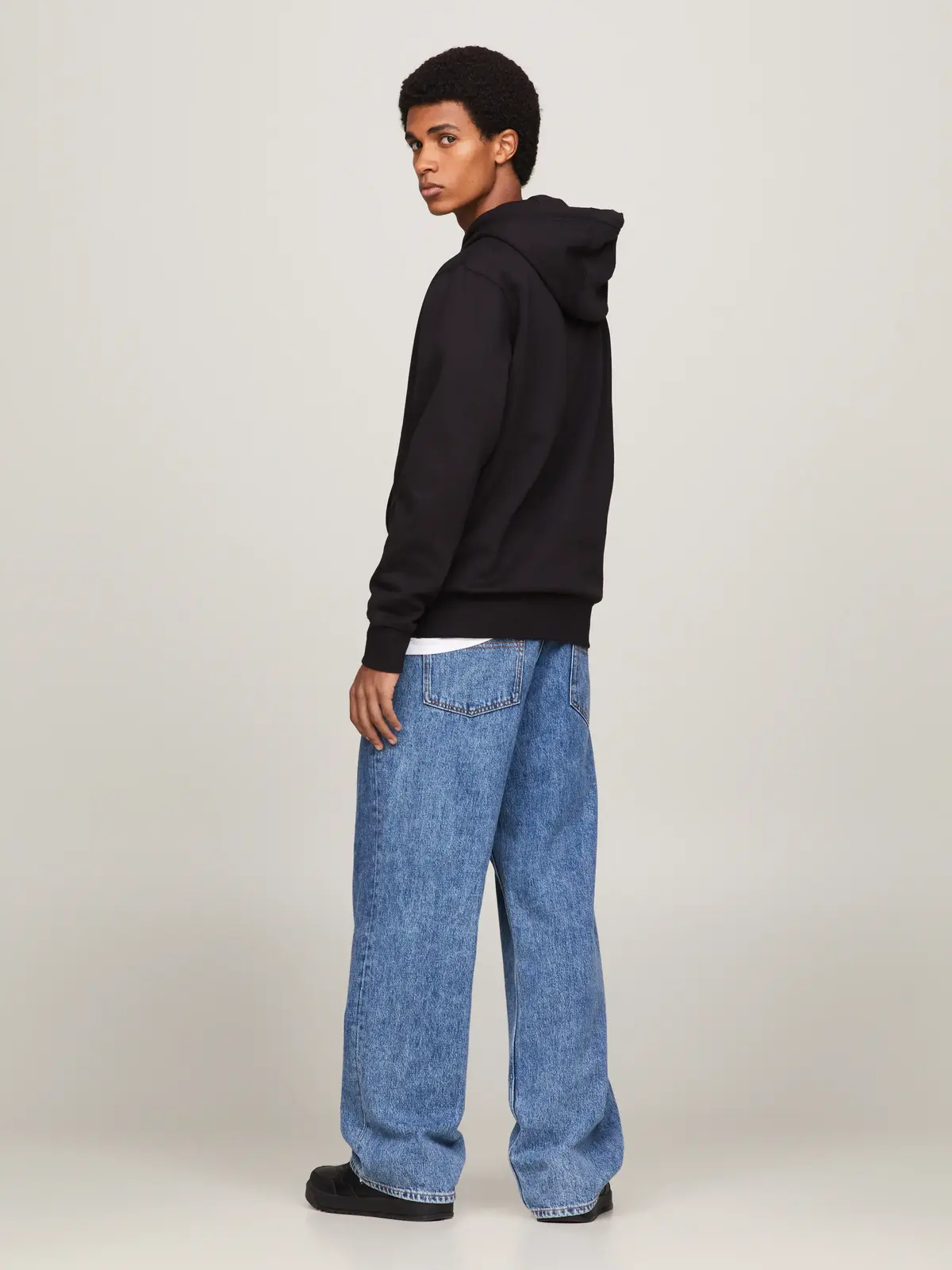 Tommy Hilfiger TJM REGULAR FLEECE H Erkek Siyah Sweatshirt