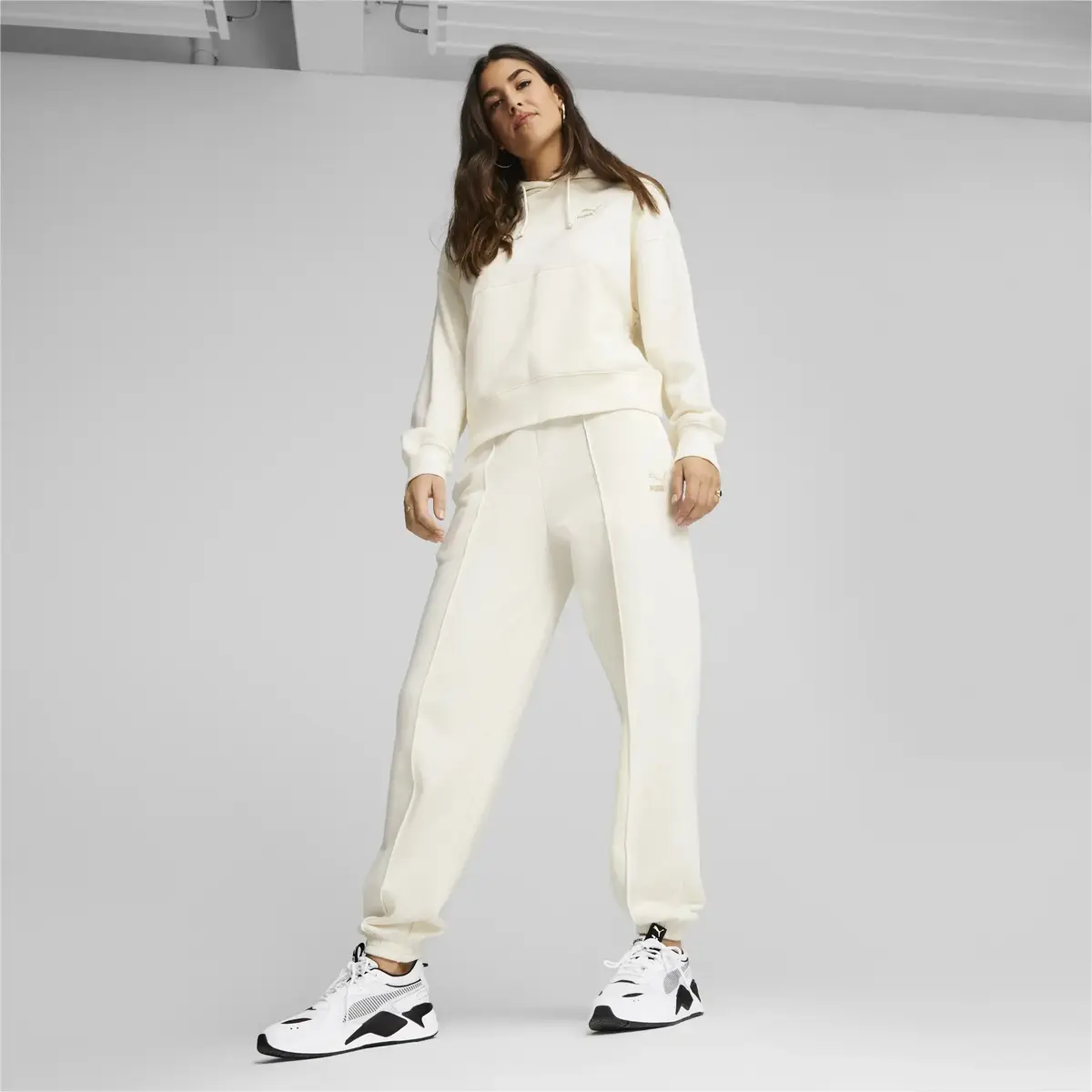 Puma Classics Sweatpants Beyaz Kadın Eşofman Altı
