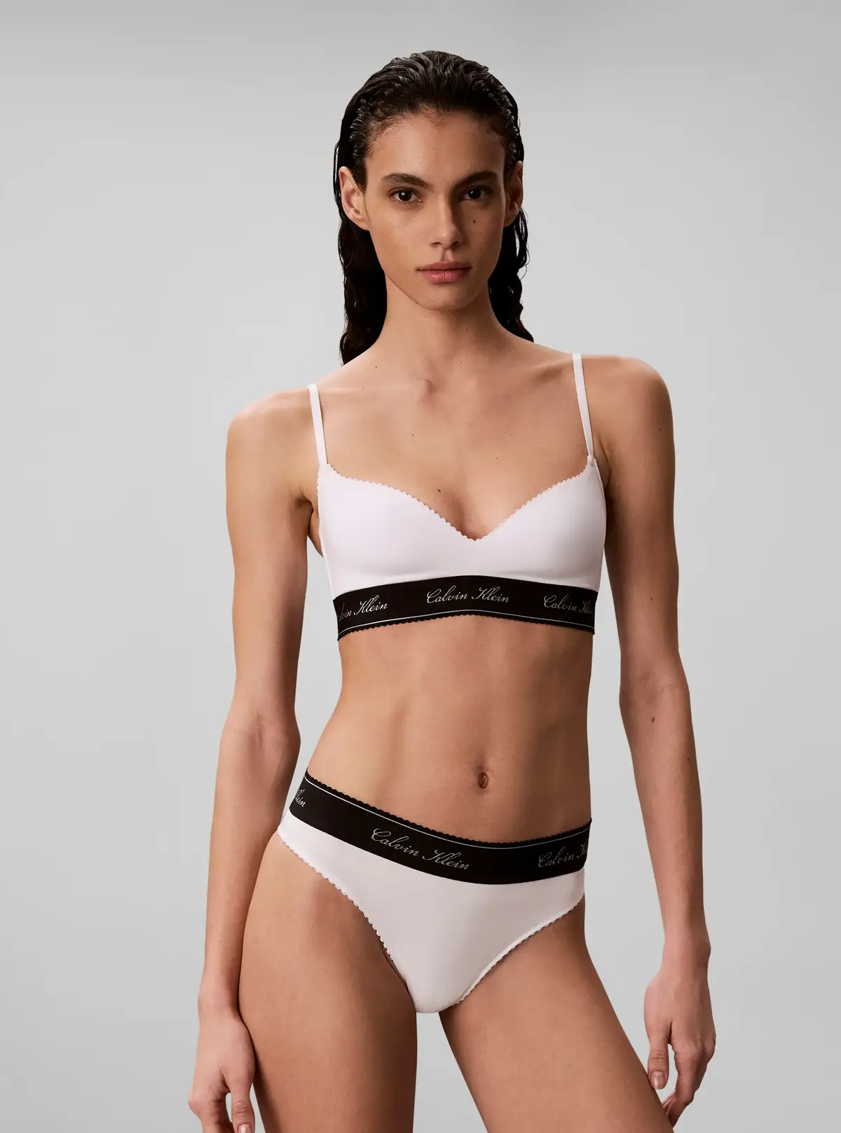 Calvin Klein LIGHTLY LINED BRALET Beyaz Sporcu Sütyeni Bralet