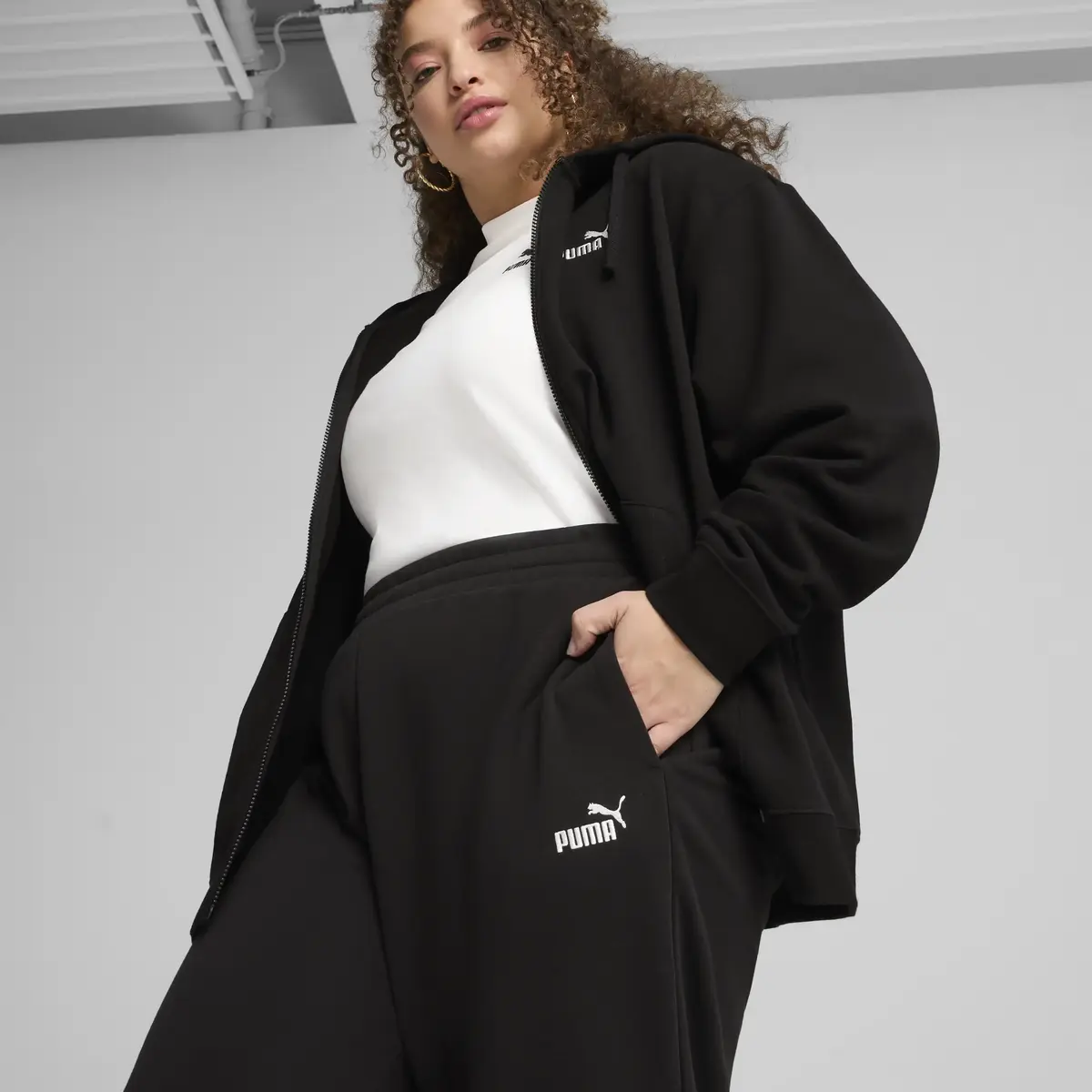 Puma ESS Small No. 1 Logo Sweatpants TR cl Siyah Kadın Eşofman Altı