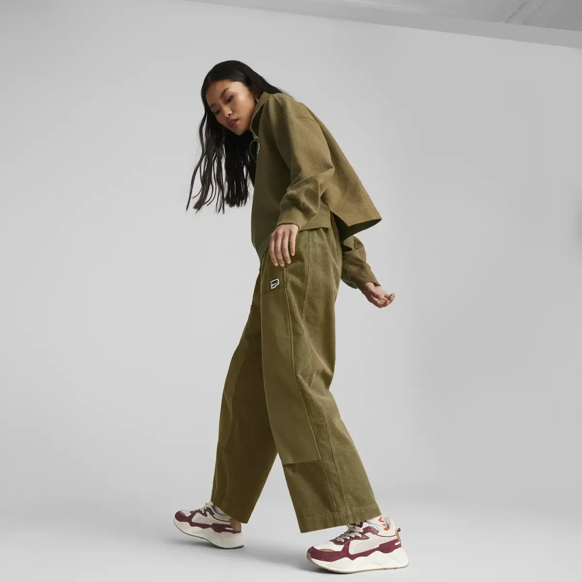 Puma DOWNTOWN Corduroy Pants Yeşil Kadın Eşofman Altı