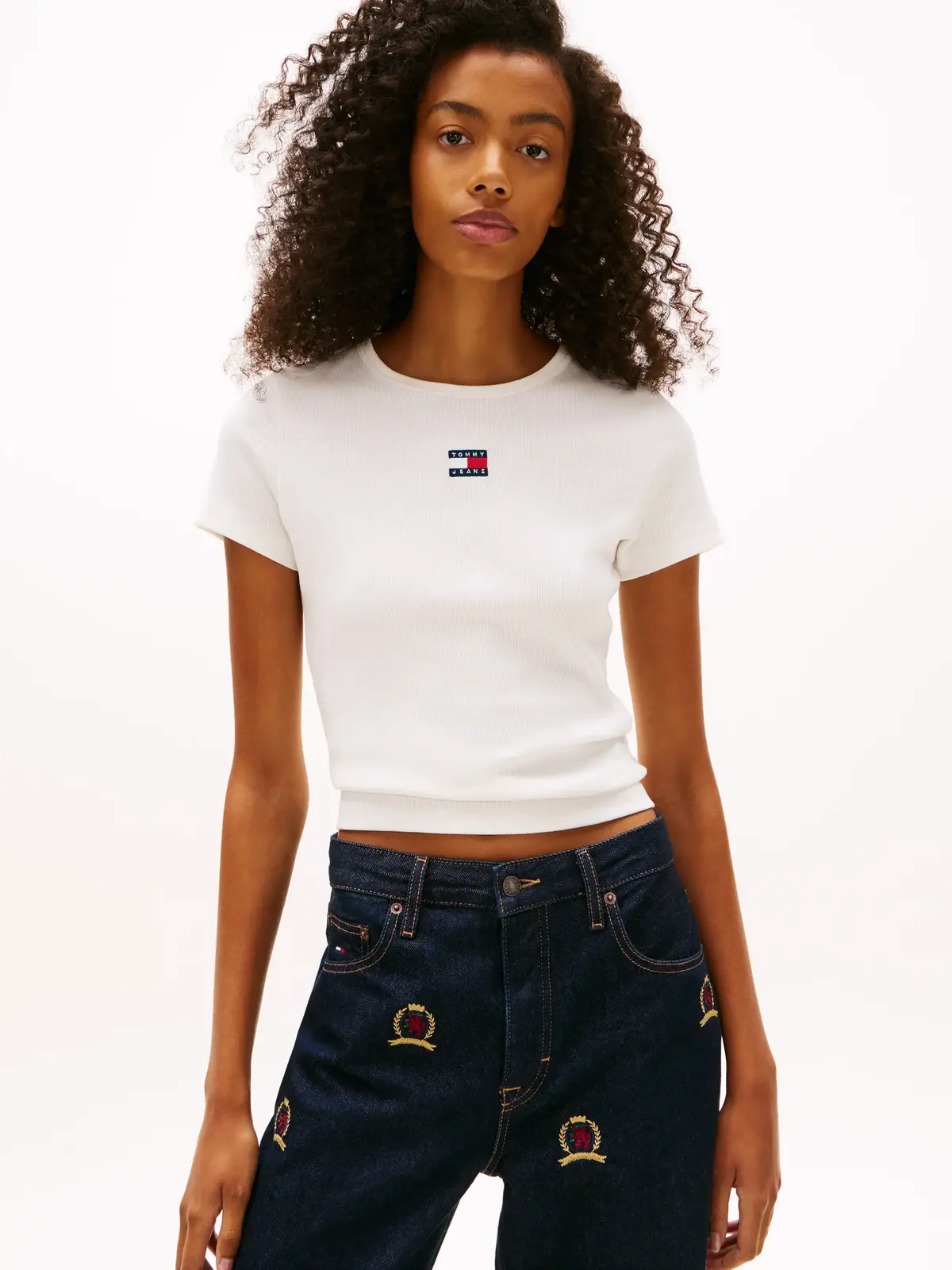 Tommy Hilfiger TJW SLIM BADGE RIB T, YBL Beyaz Kadın T-Shirt & Polo