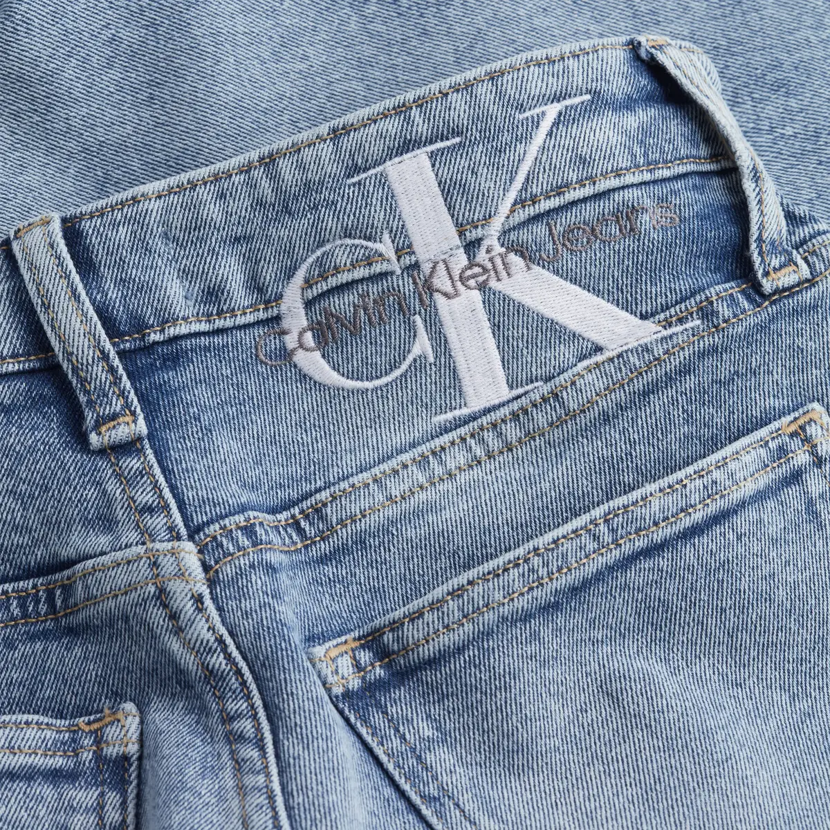 Calvin Klein MOM JEAN Kadın Mavi Kot Pantolon