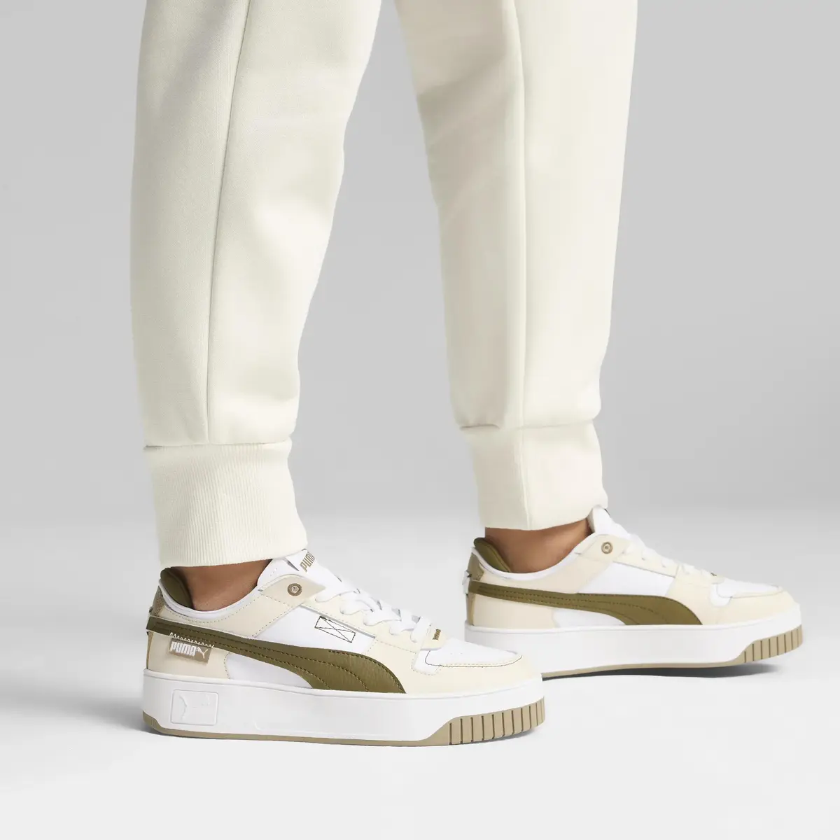 Puma Carina Street VTG Beyaz Kadın Günlük Spor Ayakkabı
