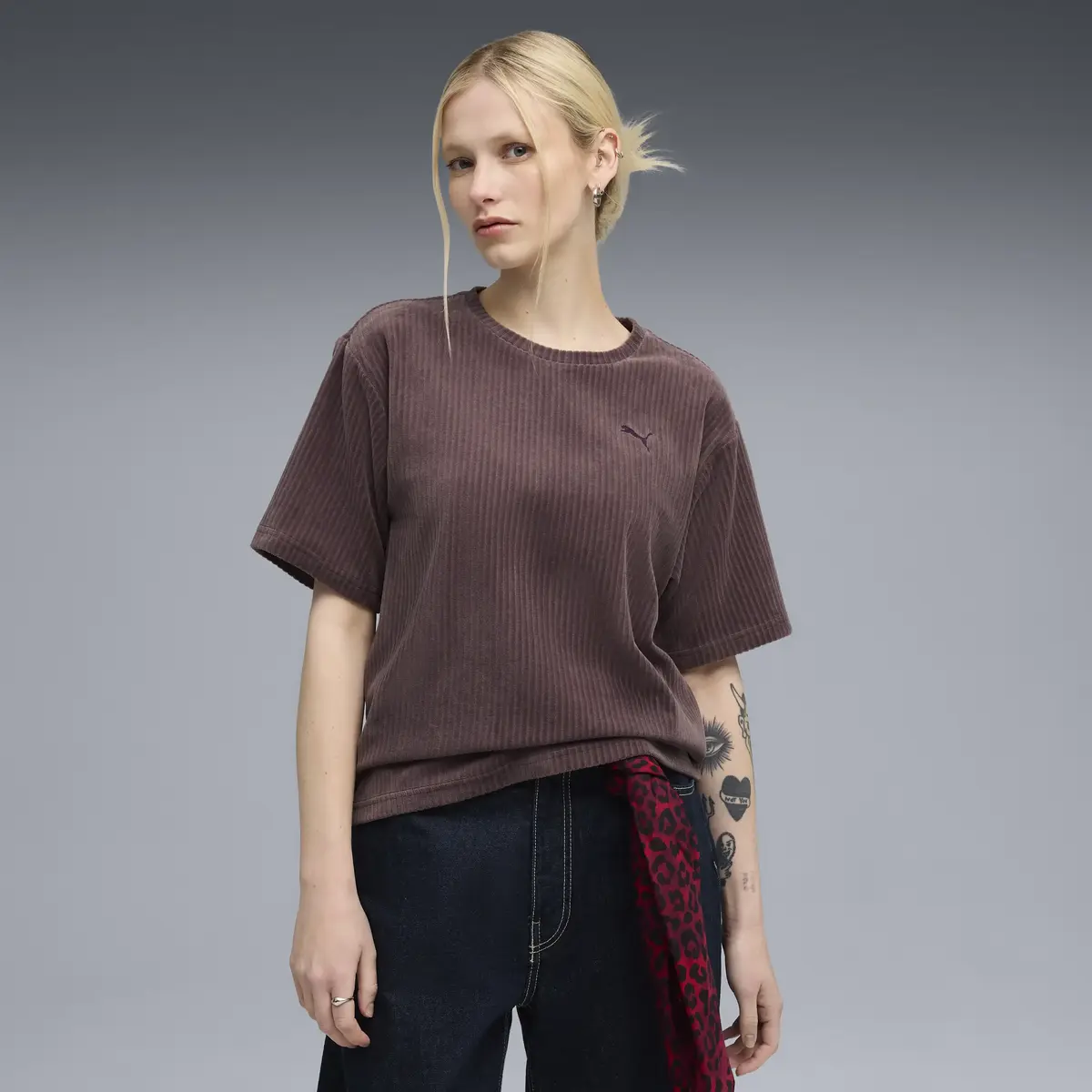 Puma ESS ELEVATED Velour Tee Mor Kadın Kadife T-shirt