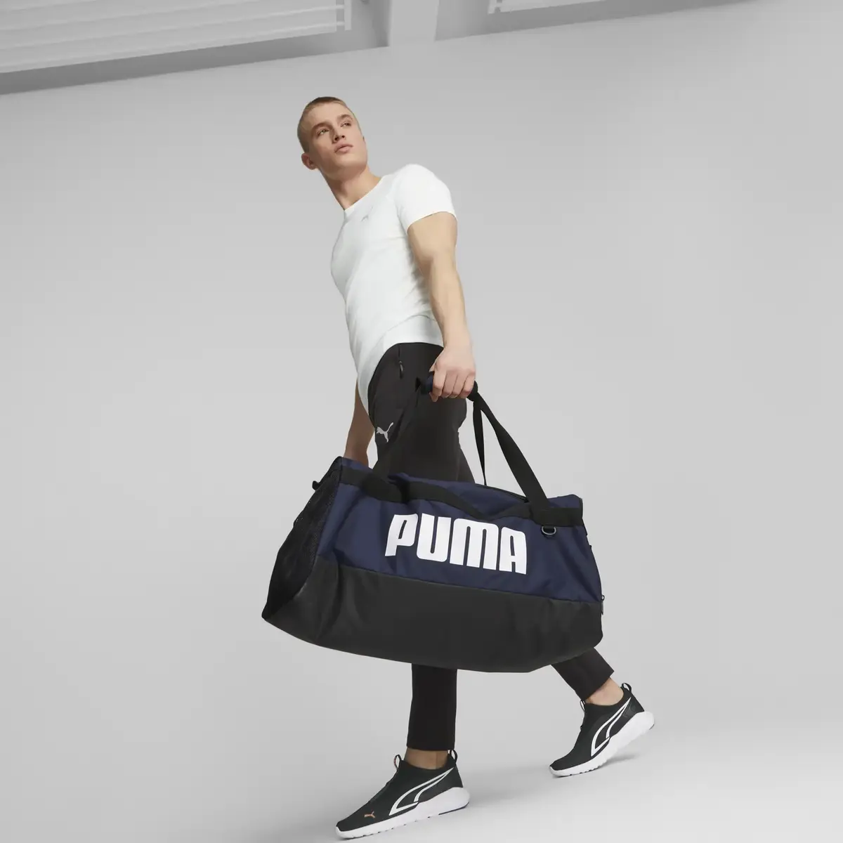 Puma CHALLENGER Duffel Bag M Lacivert Erkek Çanta