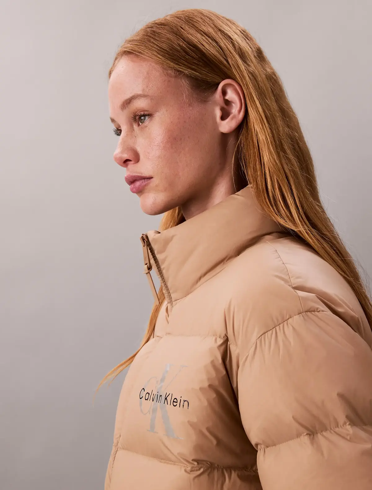 Calvin Klein GRAPHIC LOGO PUFFER, PAI Krem Kadın Şişme Mont