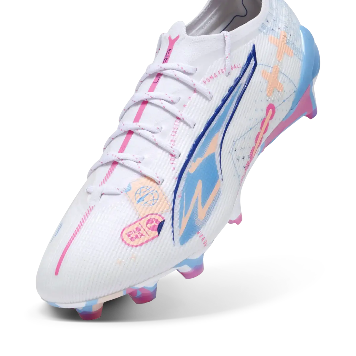 Puma ULTRA 5 ULTIMATE VOL. UP FG Beyaz Unisex Krampon