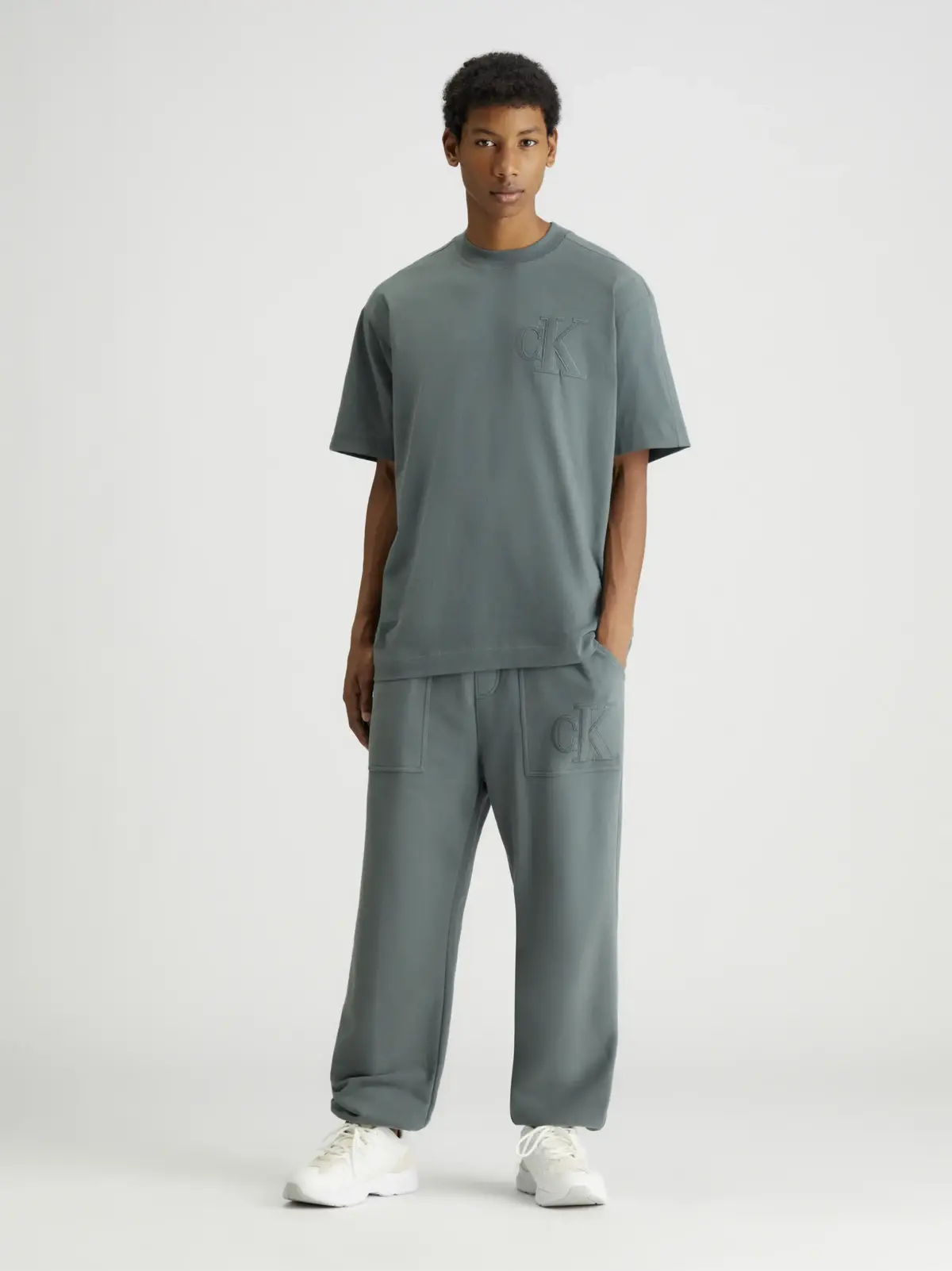 Calvin Klein CK APPLIQUE PANT Erkek Yeşil Eşofman Alt