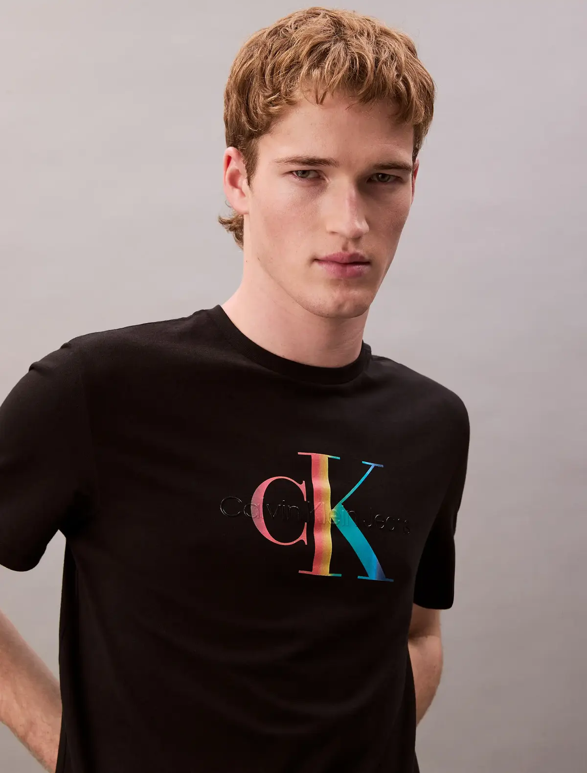 Calvin Klein SS 20s CK PRIDE25 GR, UB1 Siyah Erkek T-Shirt