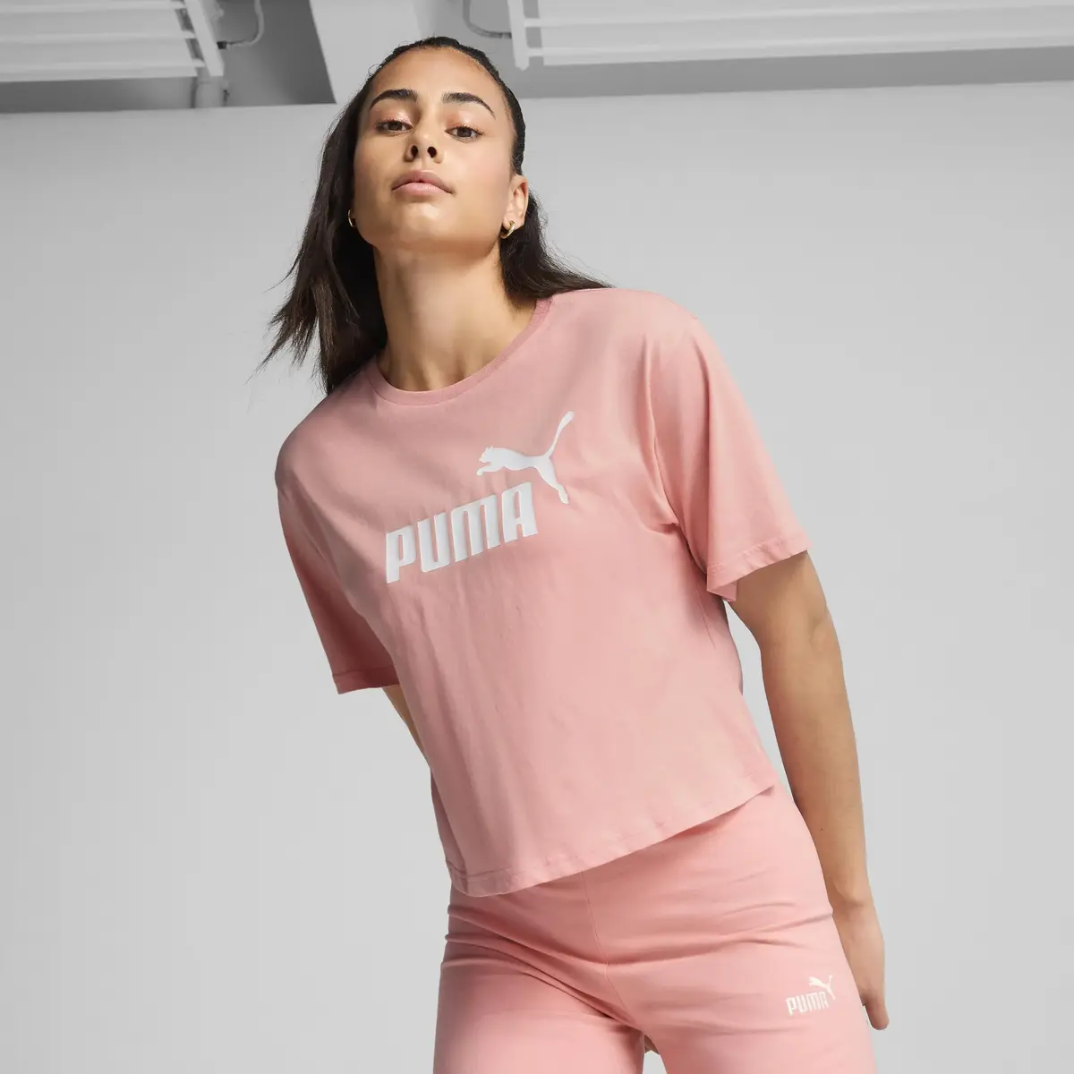 PUMA ESS Cropped No. 1 Logo Tee Pembe Kadın Crop