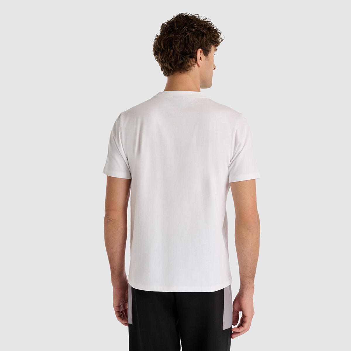 New Balance MNT1516 Erkek Beyaz T-Shirt