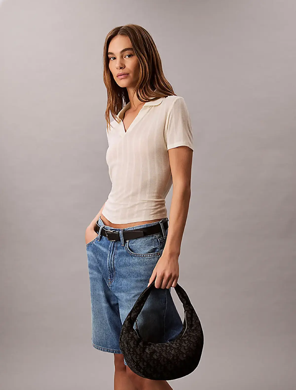 Calvin Klein CKJ MONOGRAM PINCHED MEDIUM SHOU Siyah Kadın El Çantası