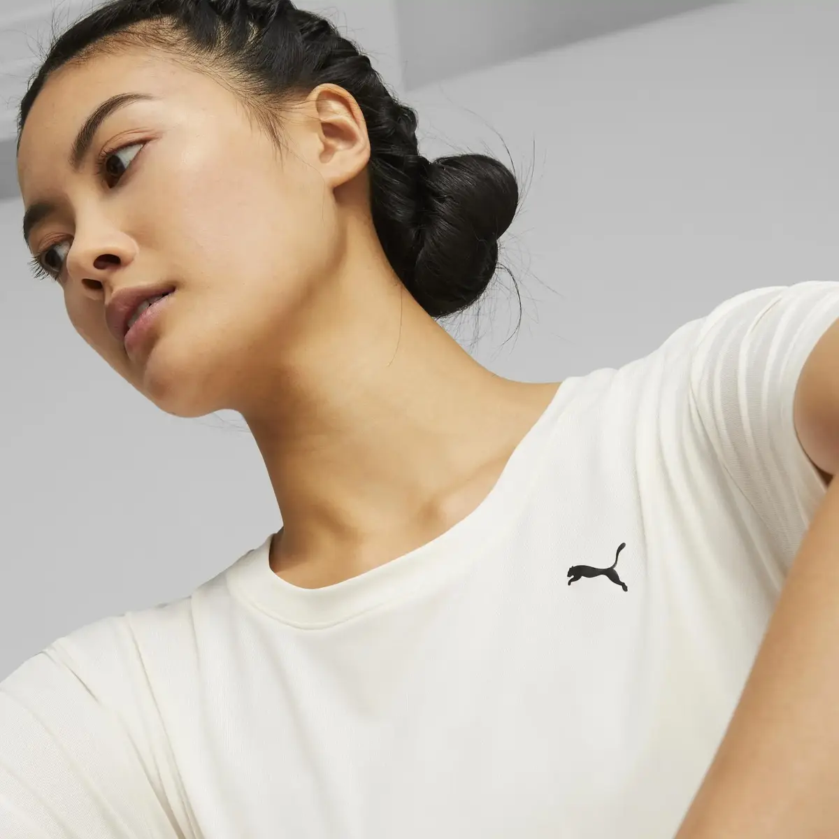 Puma STUDIO YOGINI LITE TEE Kadın Beyaz T-Shirt