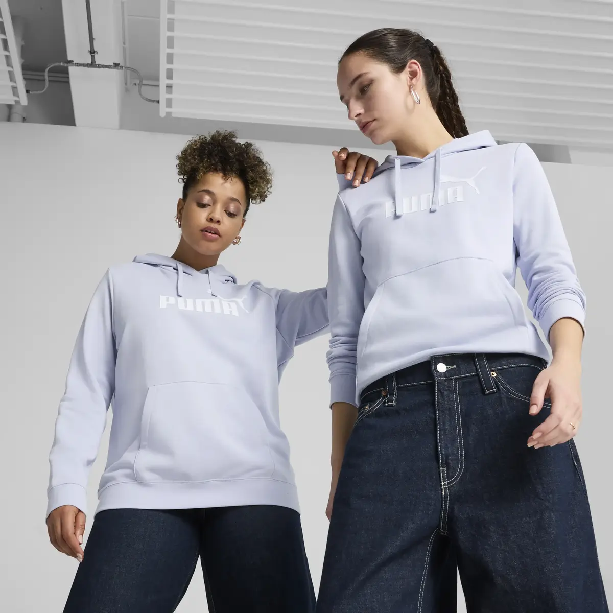 Puma ESS No. 1 Logo Hoodie Mavi Kadın Sweatshirt