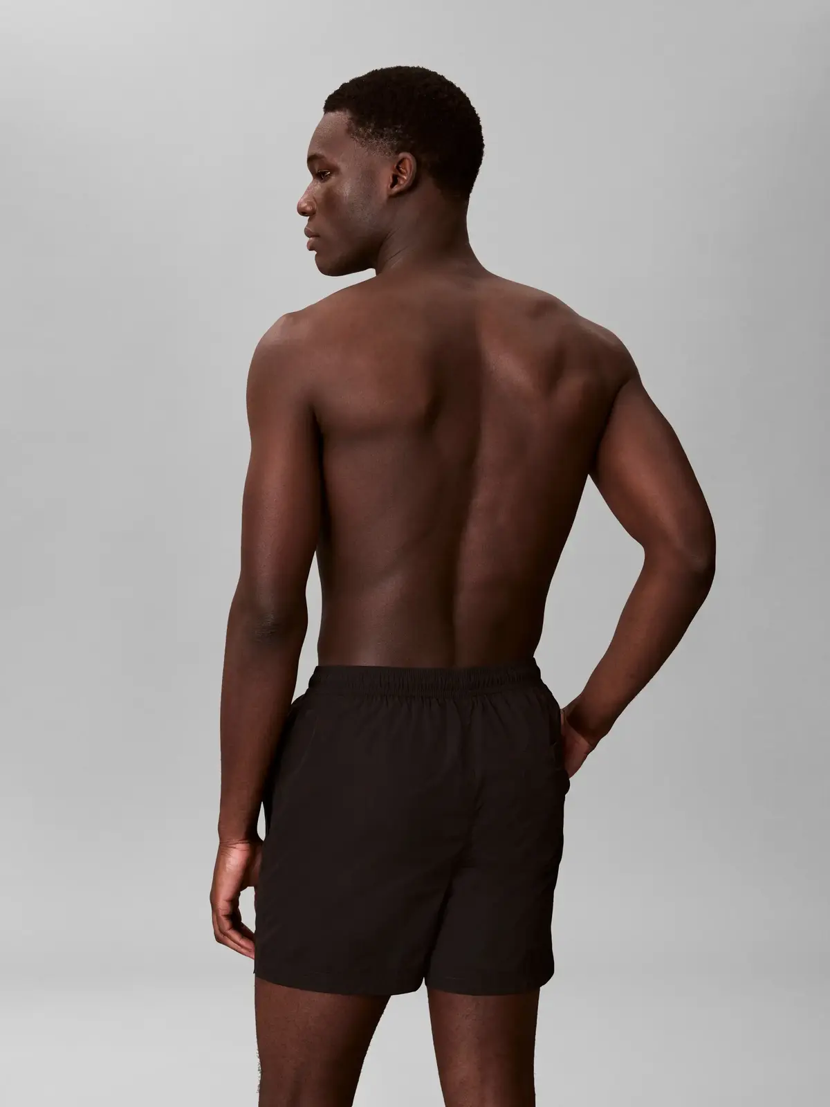 Calvin Klein MEDIUM DRAWSTRING Siyah Erkek Orta Boy Deniz Şortu
